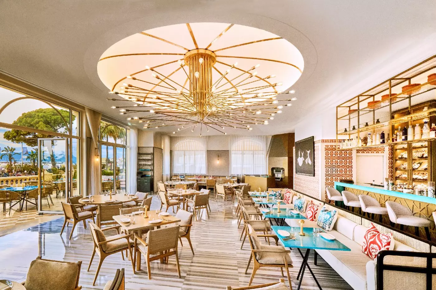 Carlton Cannes, A Regent Hotel
