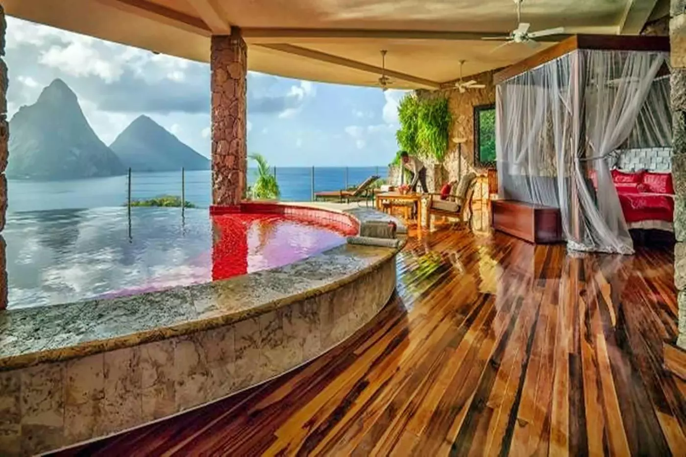 Jade Mountain Resort