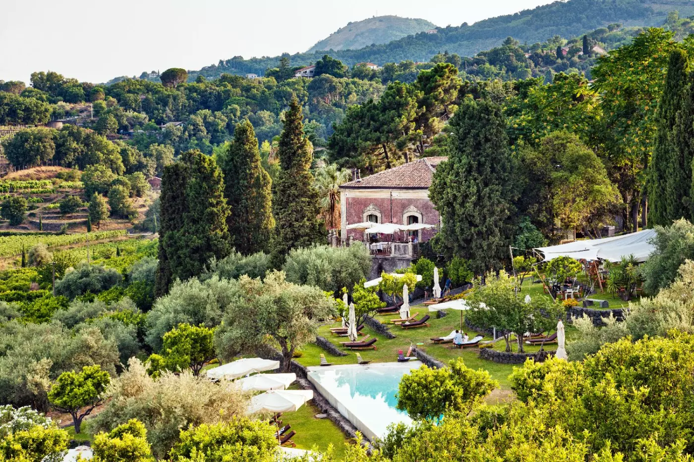 Monaci delle Terre Nere