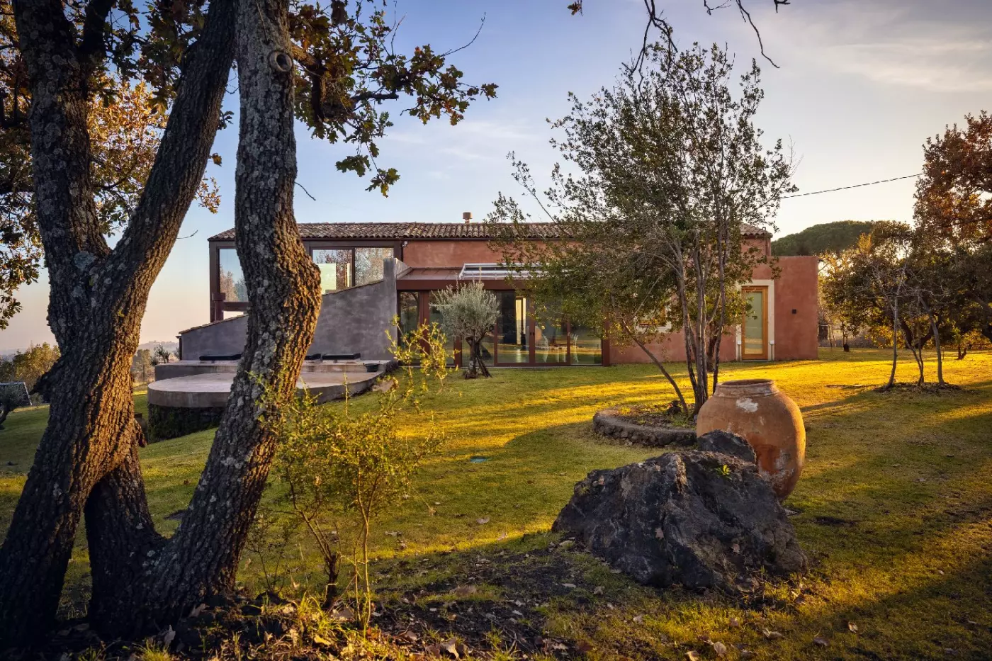 Monaci delle Terre Nere