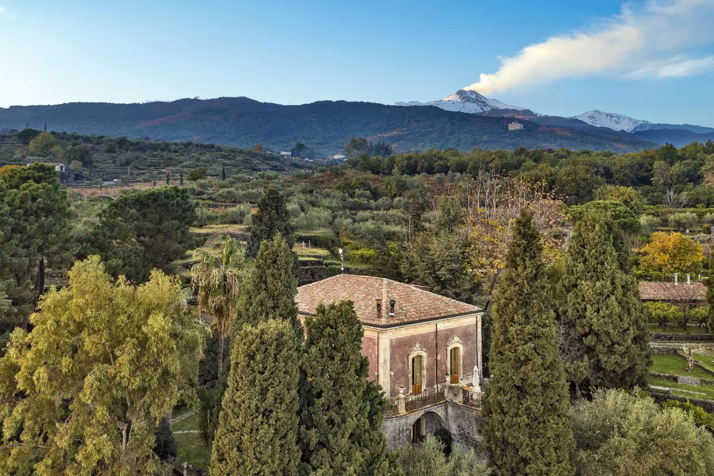 Monaci delle Terre Nere