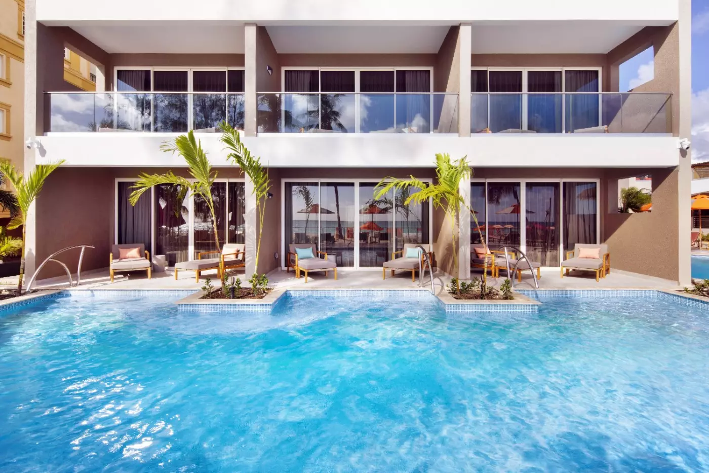 O2 Beach Club & Spa