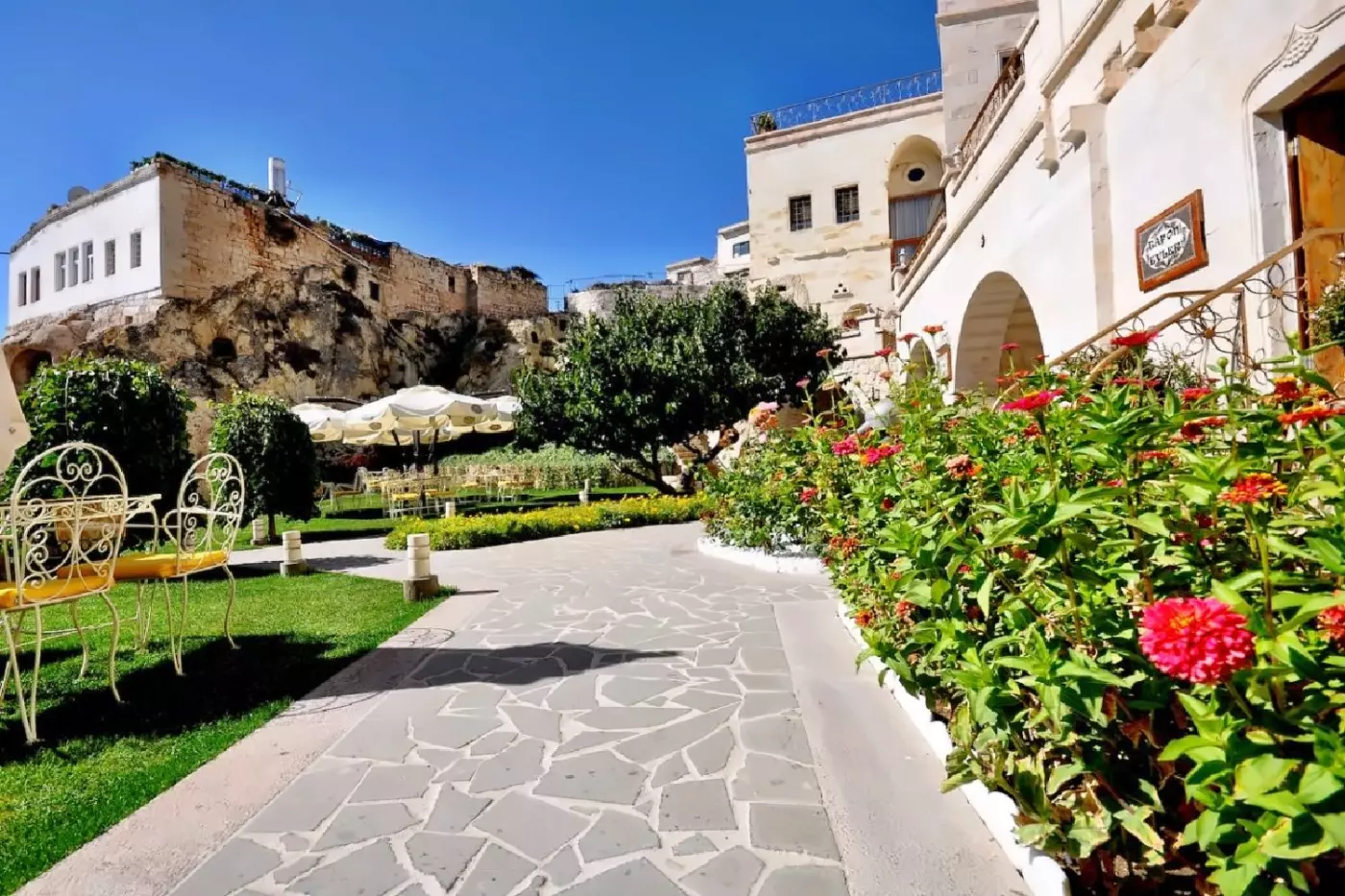 Tafoni Houses Cave Hotel