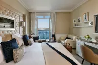 Thumbnail Le Grand Hotel Dinard