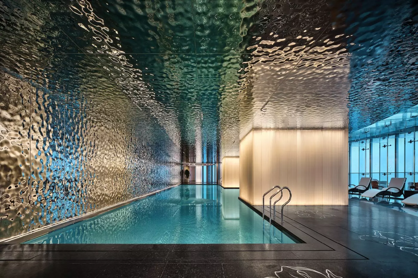 J Hotel Shanghai Tower