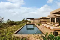 Thumbnail Rosewood Miyakojima