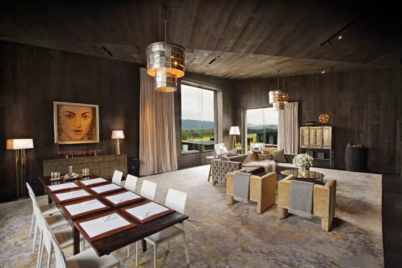 Kinloch Manor & Villas
