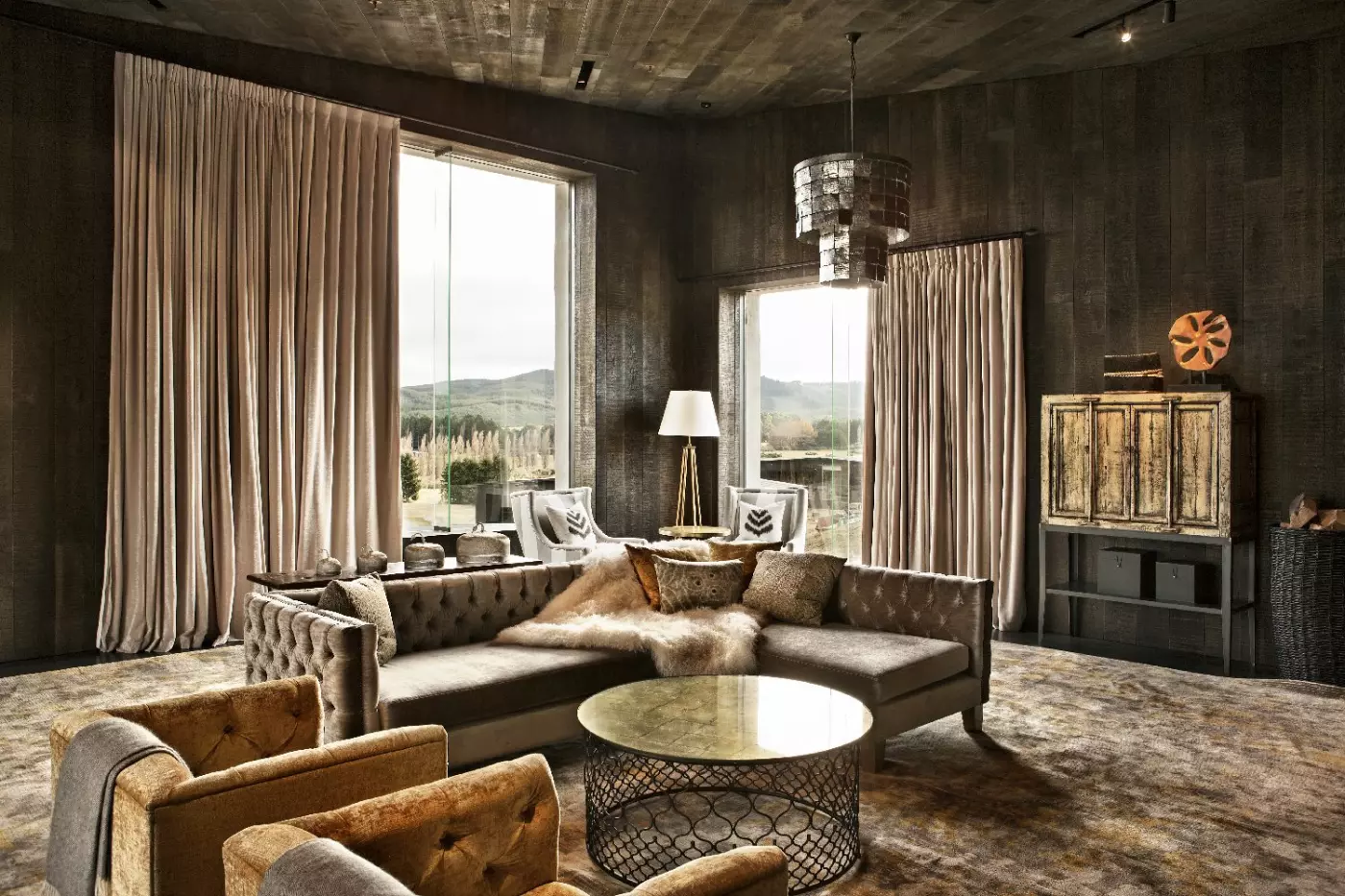 Kinloch Manor & Villas