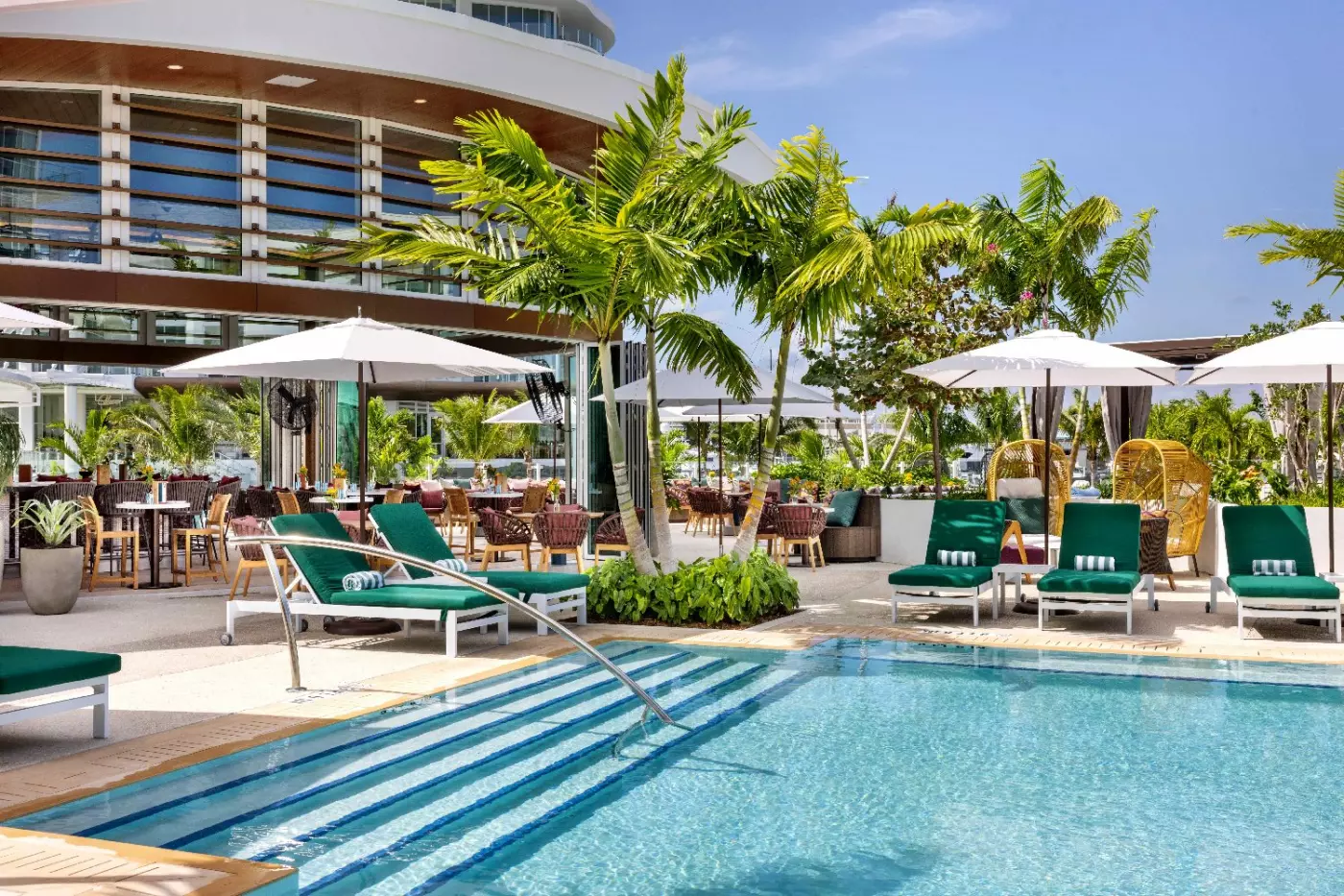 Pier Sixty-Six Resort