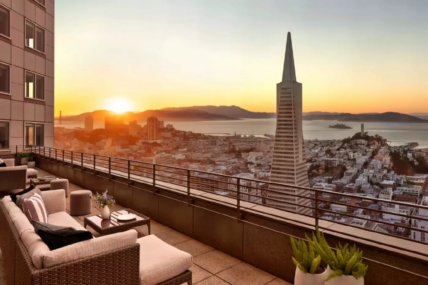 Four Seasons Hotel San Francisco at Embarcadero