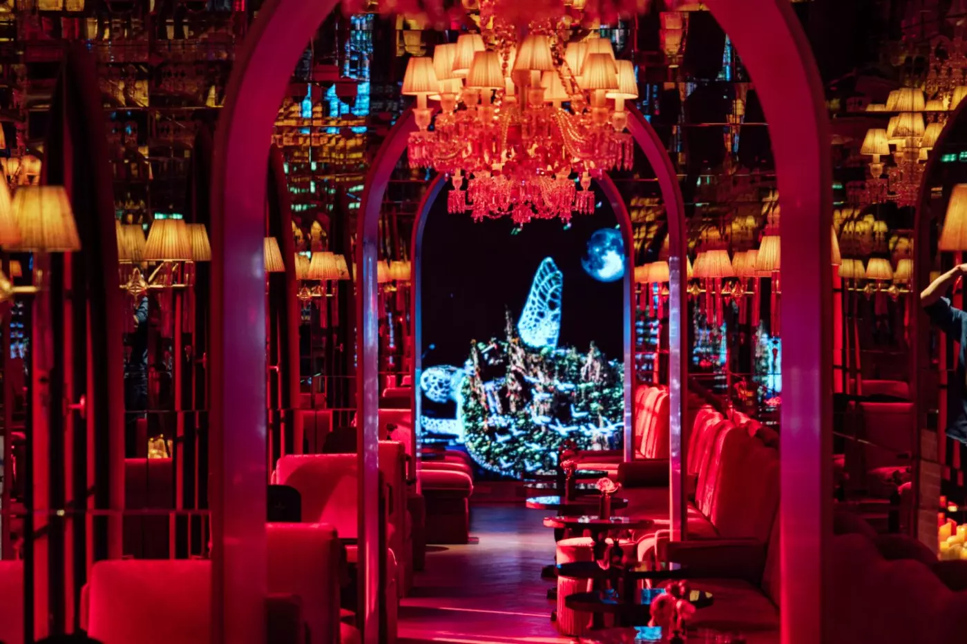 Sax Paris LXR Hotels