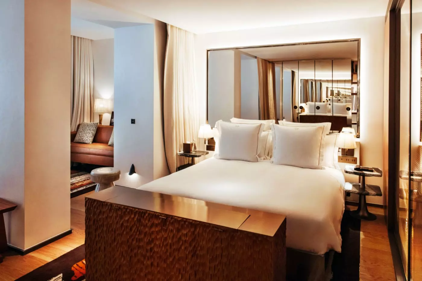 Sax Paris LXR Hotels