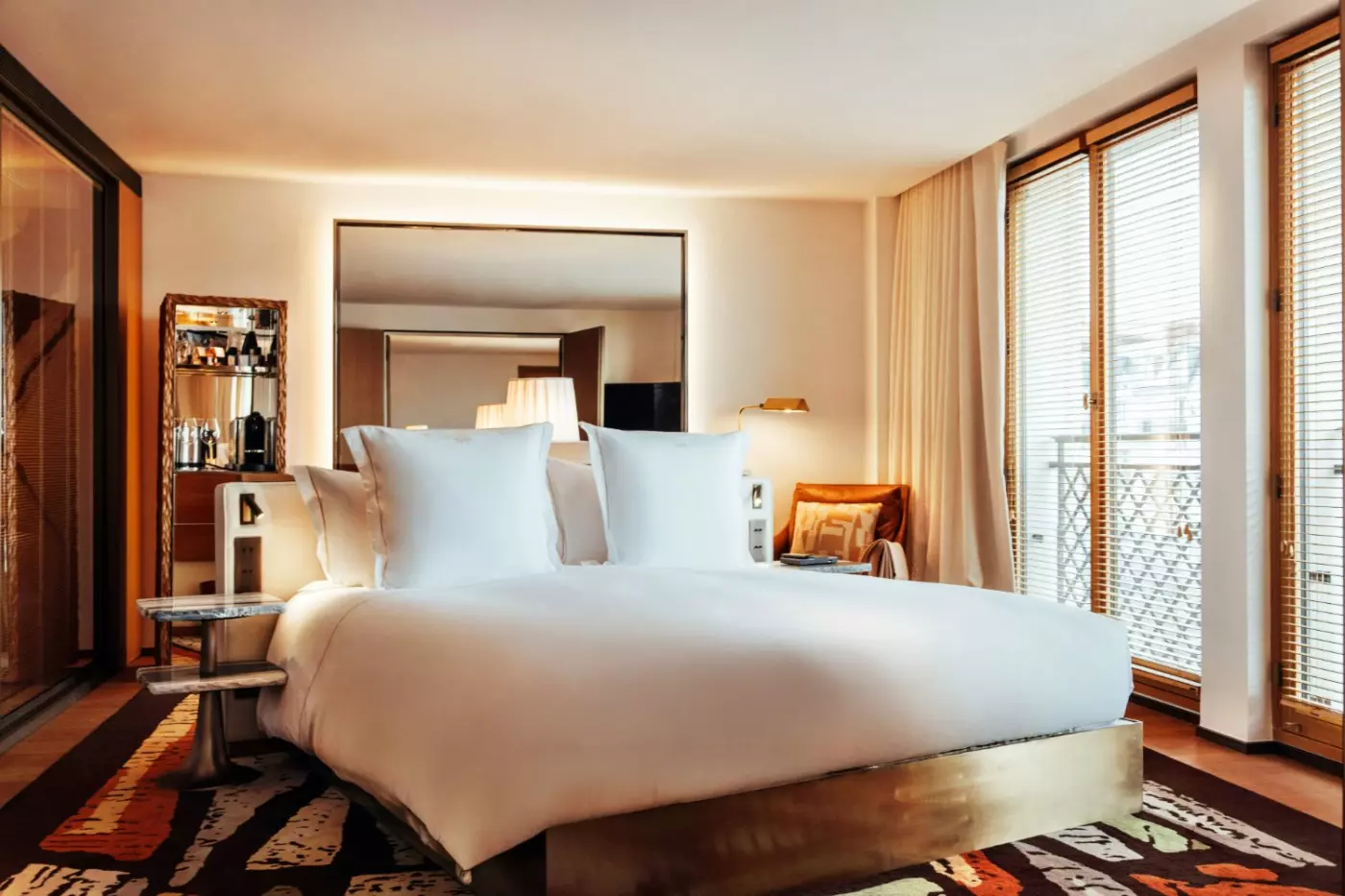 Sax Paris LXR Hotels