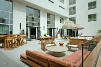 Thumbnail Sandbourne Santa Monica