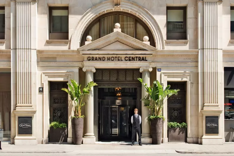 Up to 300 USD Hotel Credit