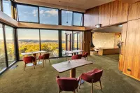 Thumbnail Sequoia Lodge Adelaide
