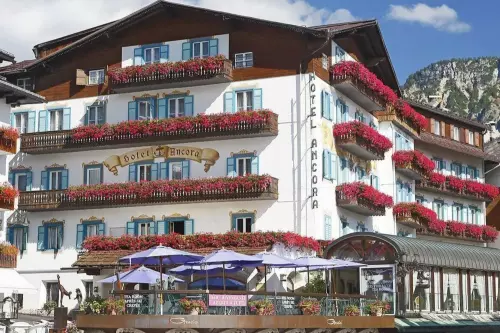 Ancora Cortina