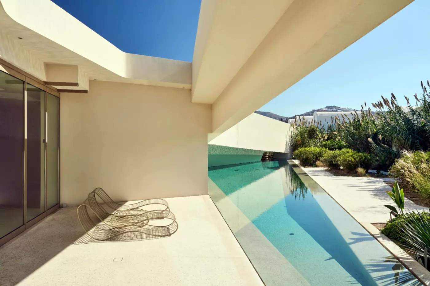 Nous Santorini