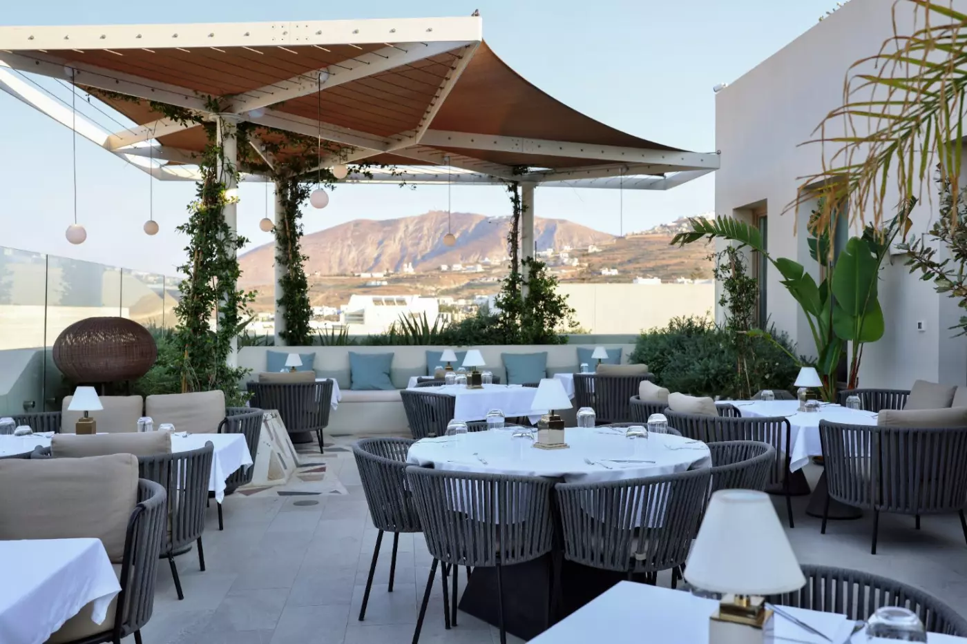 Nous Santorini