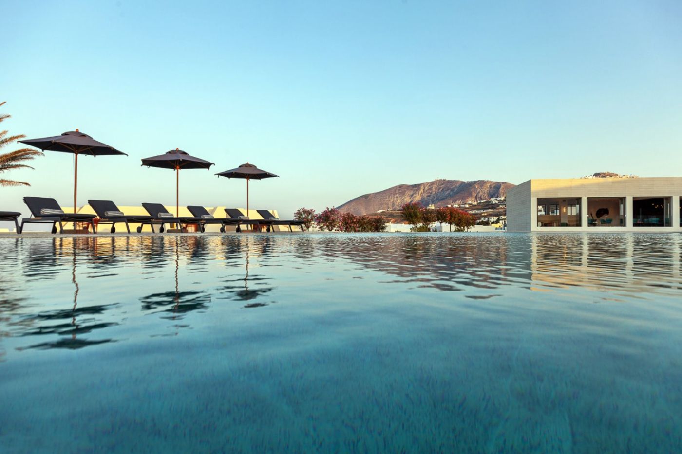 Nous Santorini