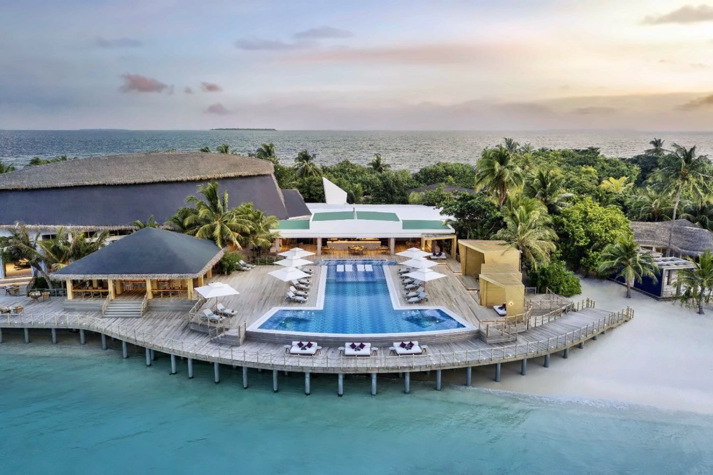 JW Marriott Maldives Resort & Spa