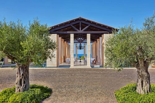 Romanos Costa Navarino