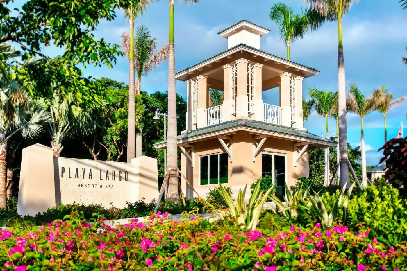 Playa Largo Resort & Spa