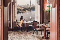Thumbnail Four Seasons Hotel Cairo at Nile Plaza