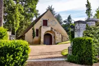 Thumbnail Chateau Louise de La Valliere