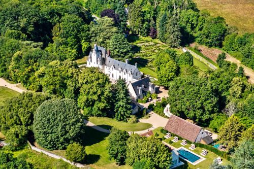 Chateau Louise de La Valliere