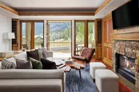 Thumbnail Four Seasons Jackson Hole