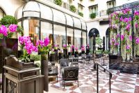 Thumbnail Four Seasons Hotel George V Paris
