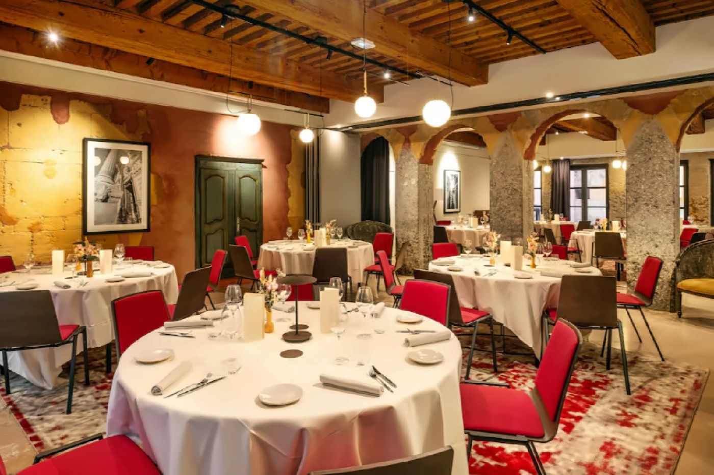 Cour des Loges Lyon, A Radisson Collection Hotel