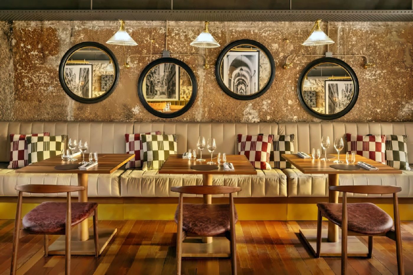 Cour des Loges Lyon, A Radisson Collection Hotel