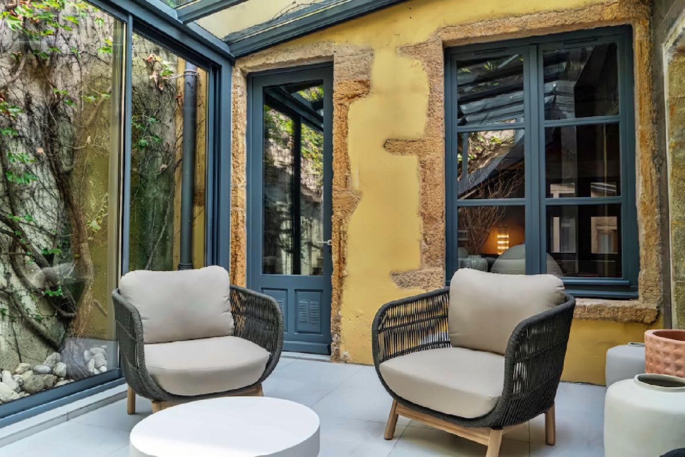 Cour des Loges Lyon, A Radisson Collection Hotel