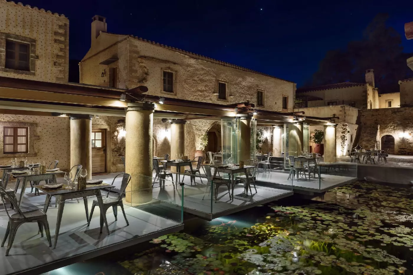 Kinsterna Hotel