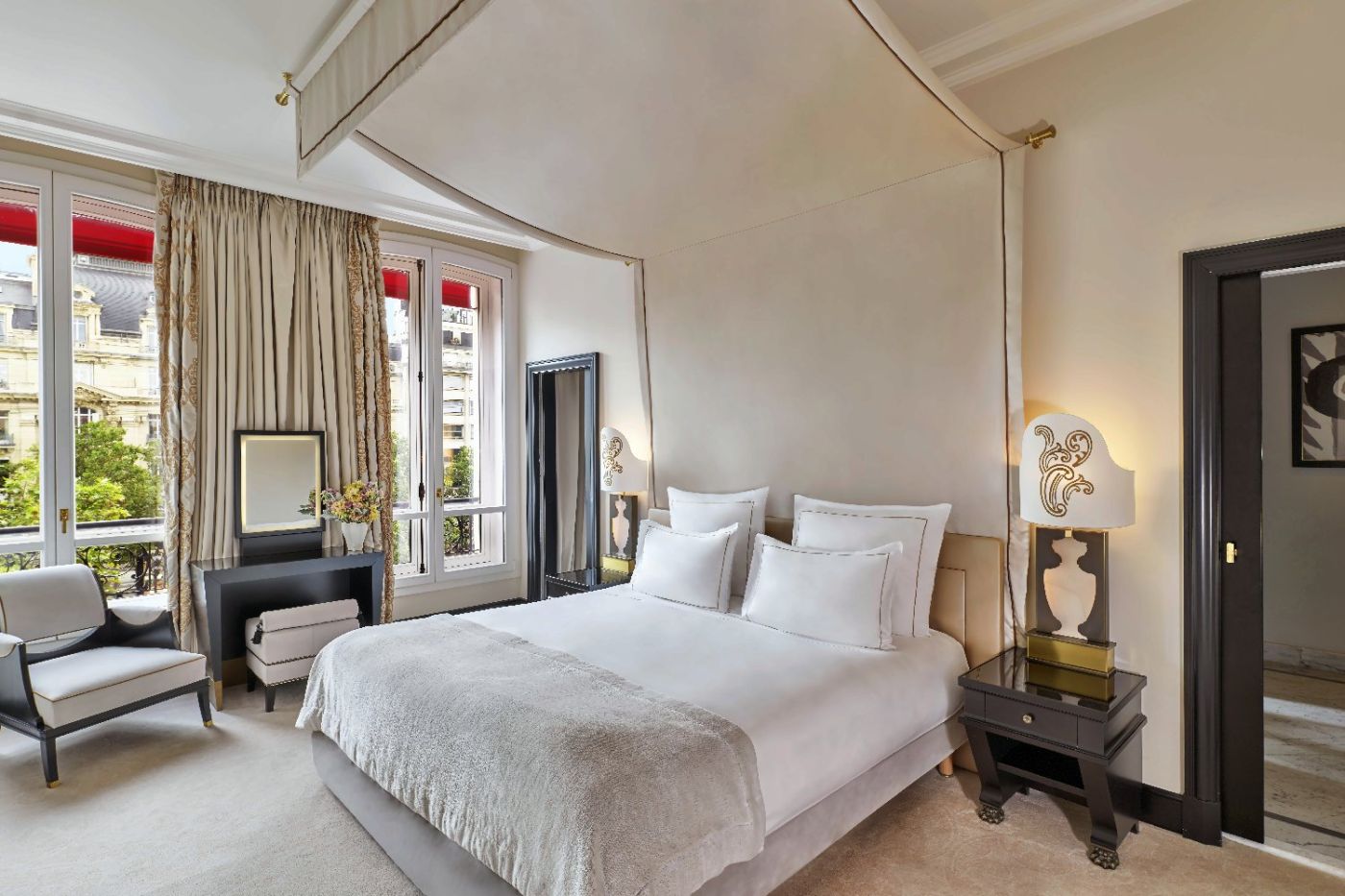 Hotel Barriere Fouquet's Paris