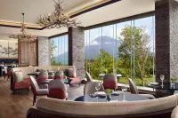 Thumbnail Higashiyama Niseko Village, a Ritz-Carlton Reserve