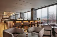 Thumbnail Higashiyama Niseko Village, a Ritz-Carlton Reserve