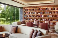 Thumbnail Higashiyama Niseko Village, a Ritz-Carlton Reserve