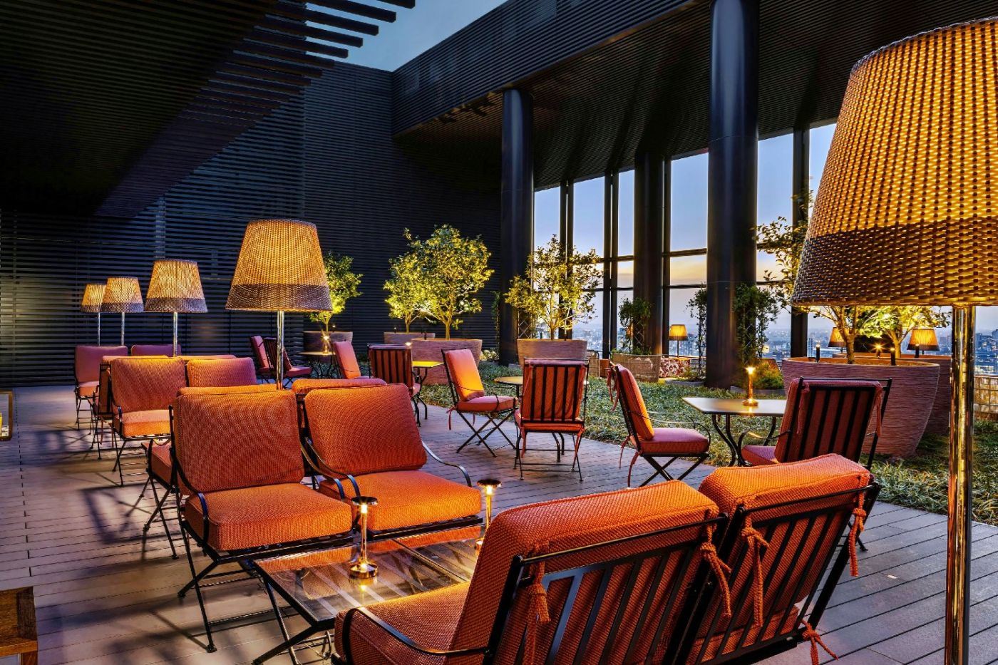 The Bvlgari Bar at Bvlgari Hotel Tokyo in Tokyo for luxury rooftop bar travelers