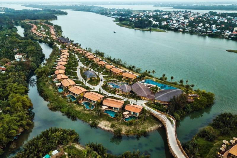 Namia River Retreat