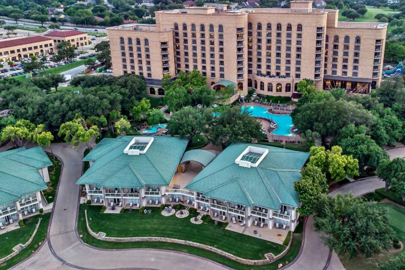 The Ritz-Carlton Dallas Las Colinas