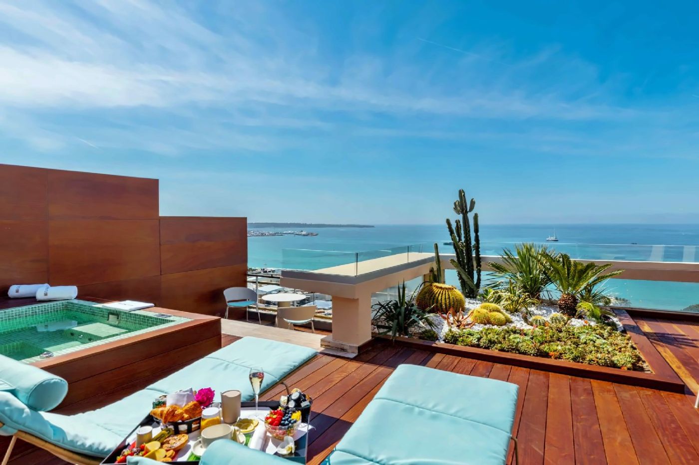 Mondrian Cannes