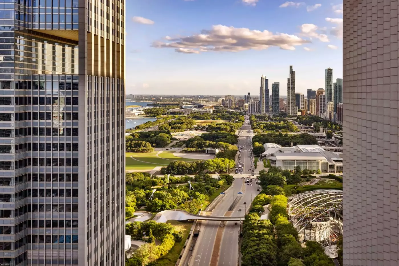 Fairmont Chicago, Millennium Park