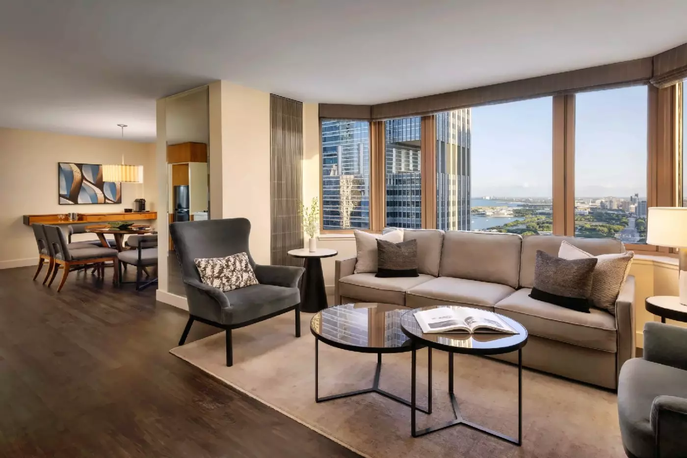 Fairmont Chicago, Millennium Park