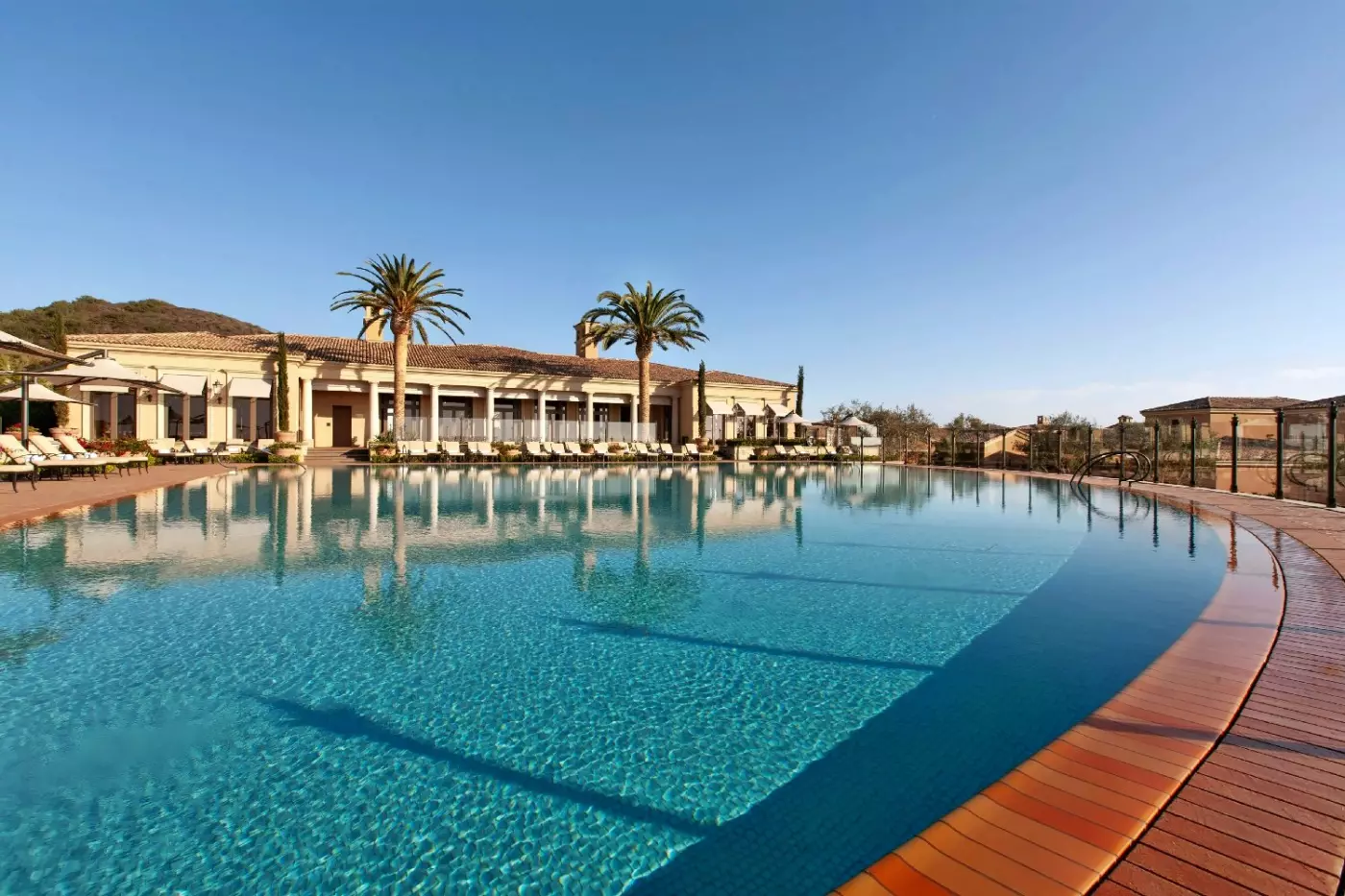 Pelican Hill Resort