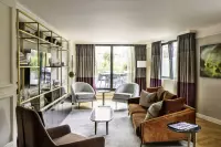 Thumbnail The Guardsman Hotel