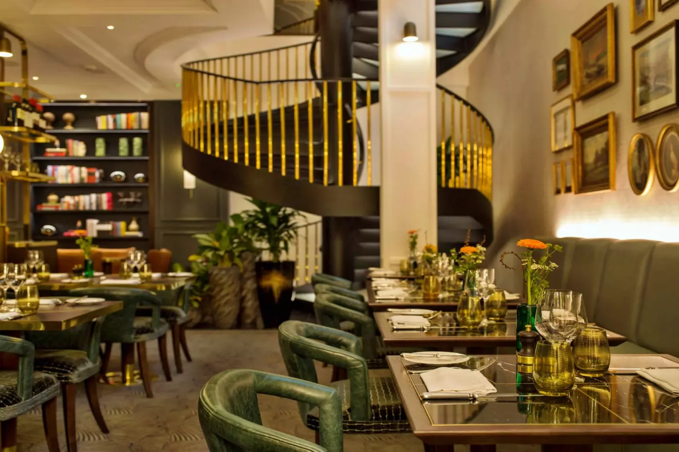 The Guardsman Hotel