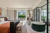 Thumbnail Six Senses London